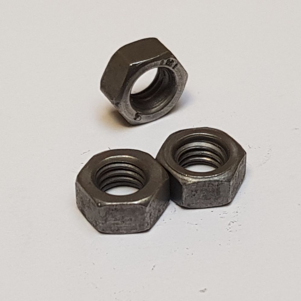 Matice šestihranná, M 5, DIN 934, tř.8, bez povrch. úpravy, bal. 2000ks